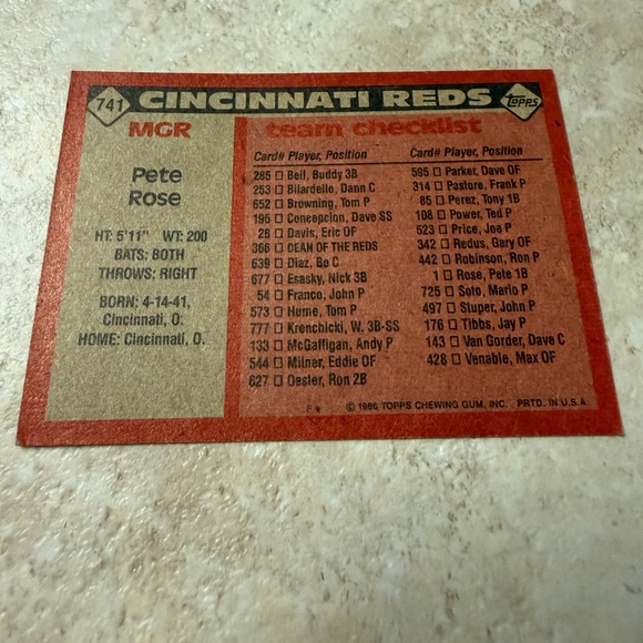 Topps Cincinnati Reds Team Checklist Card - Red and Black - Picture 2 of 2